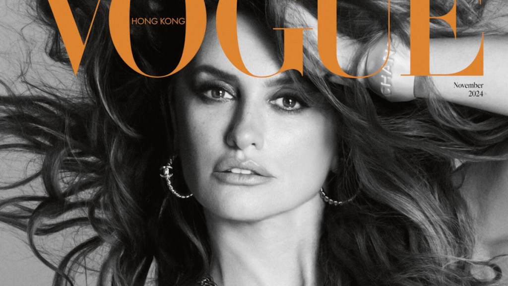 Vogue Hong Kong November 2024 : Penélope Cruz by Luigi & Iango
