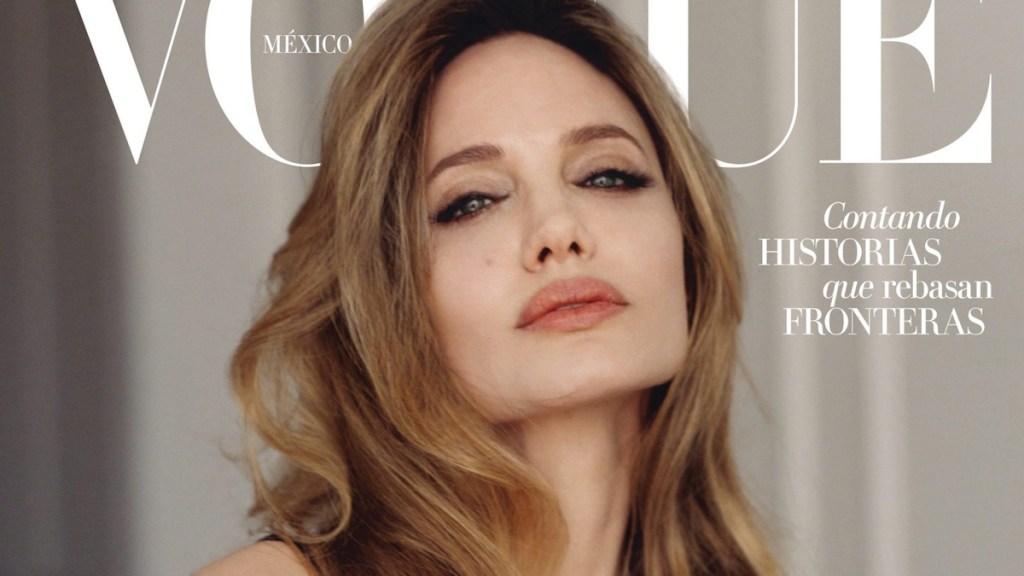 Vogue Mexico December 2024 : Angelina Jolie by Dan Martensen